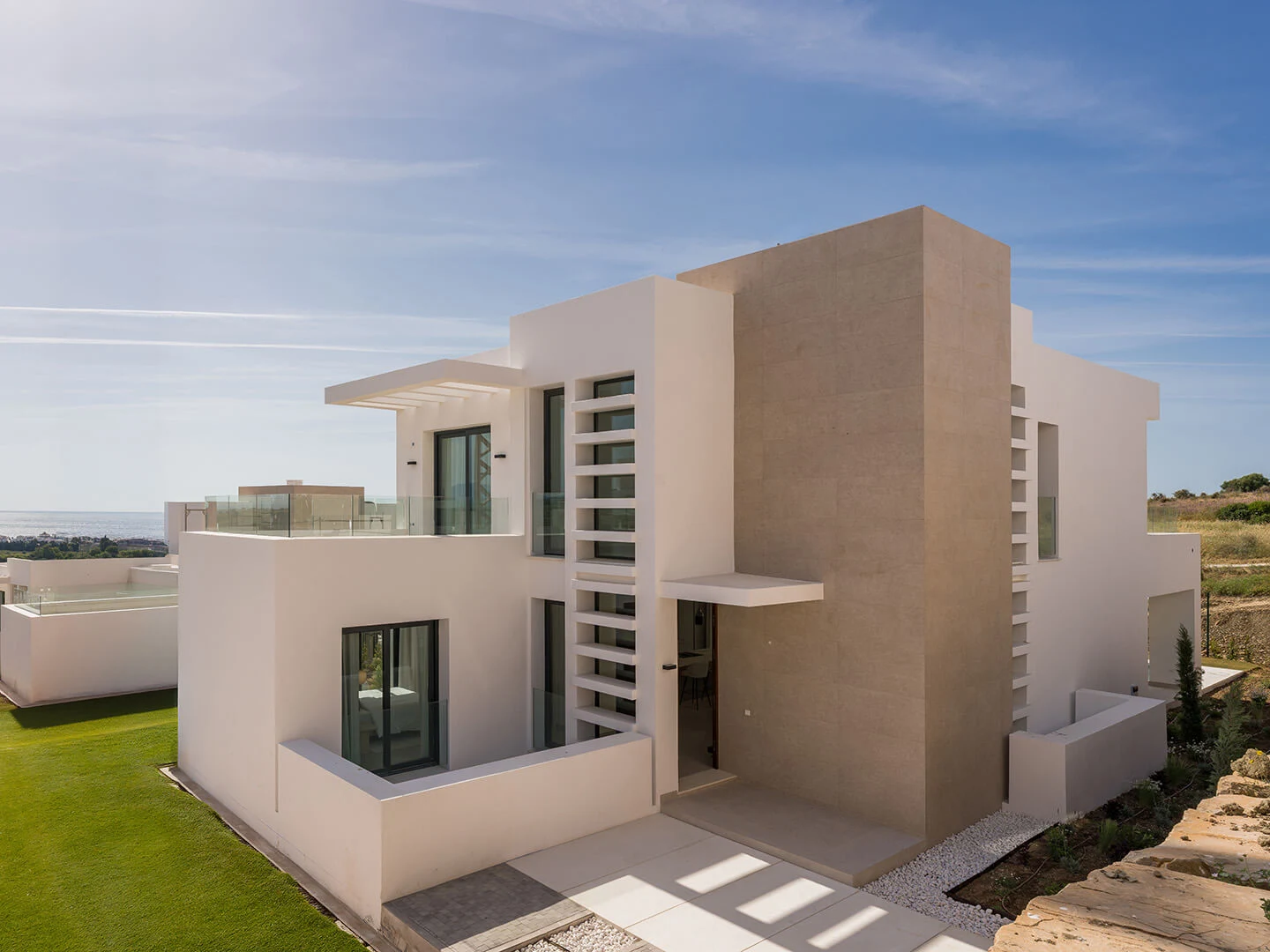 Exterieur en ingang van Aurea Villas