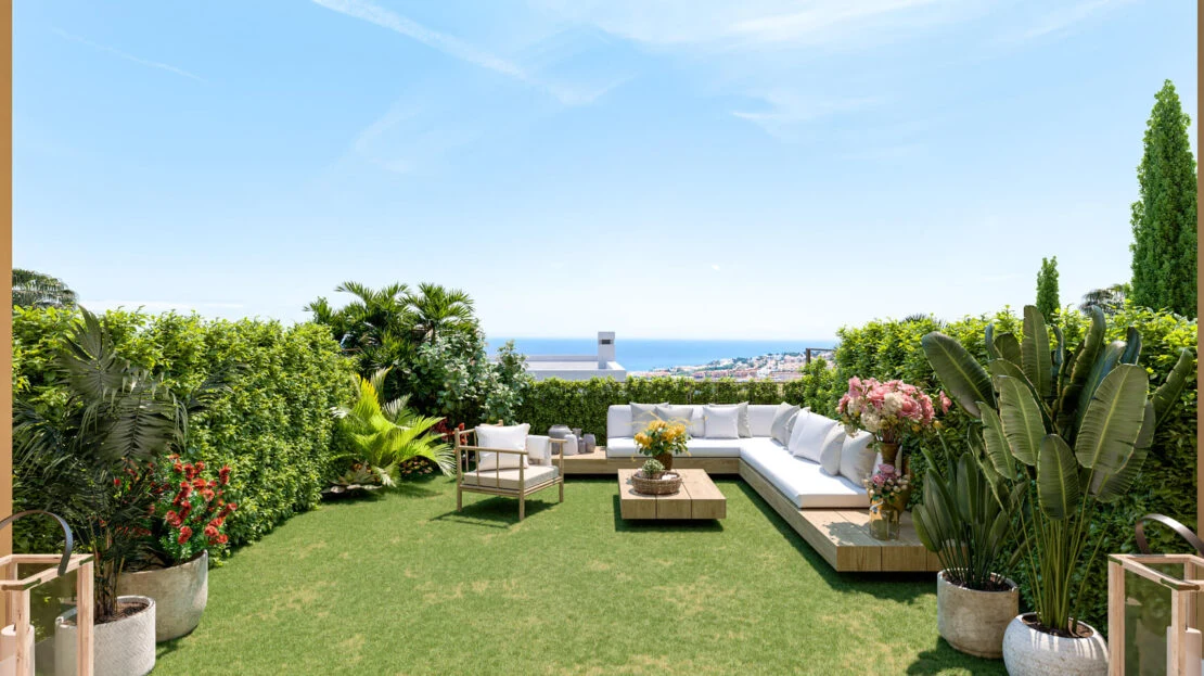 Cala Serena Sun — tuin met mediterrane beplanting en zeezicht