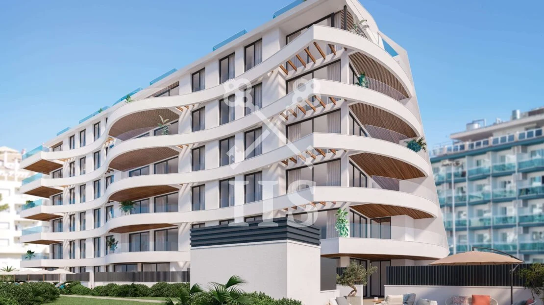 Gemeenschappelijk zwembad van Marina Golden Bay
