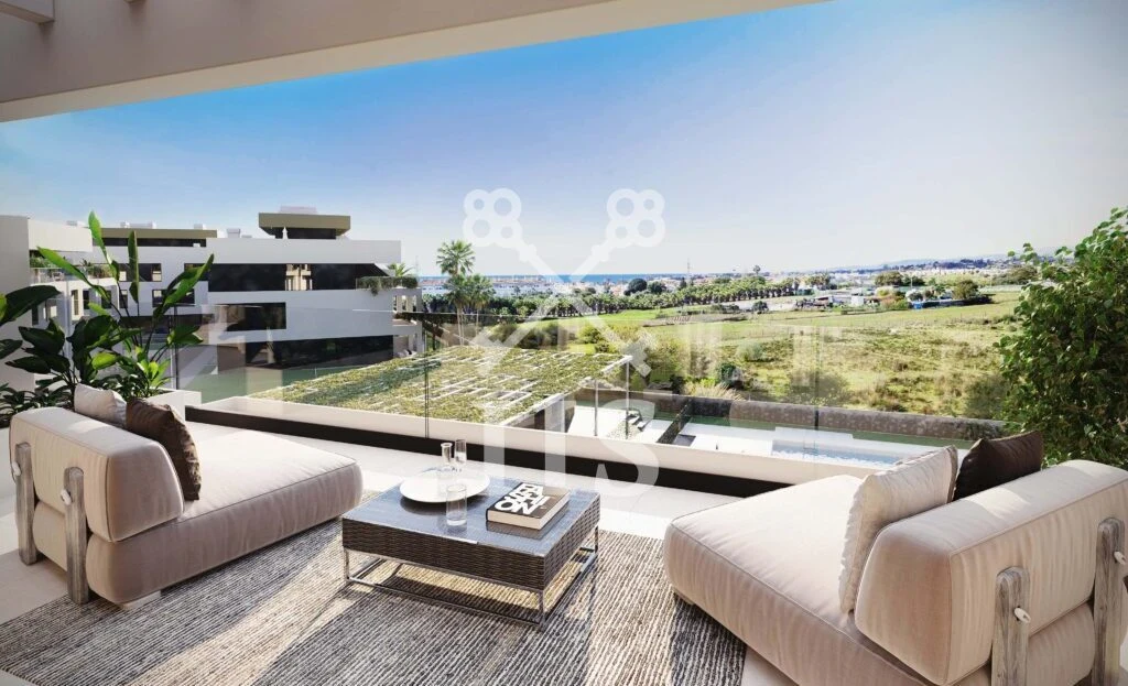 Symphony Suites — terras met zeezicht in Cancelada